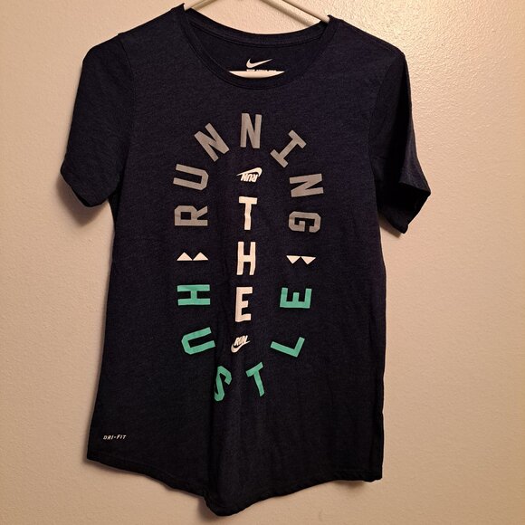 Nike Running The Hustle Short Sleeve Dri-Fit Athletic Cut T-shirt - Picture 2 of 8